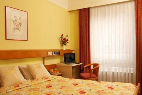 Hotel Zurich Luxemburg Rum bild
