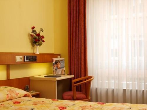 Hotel Zurich Luxemburg Rum bild